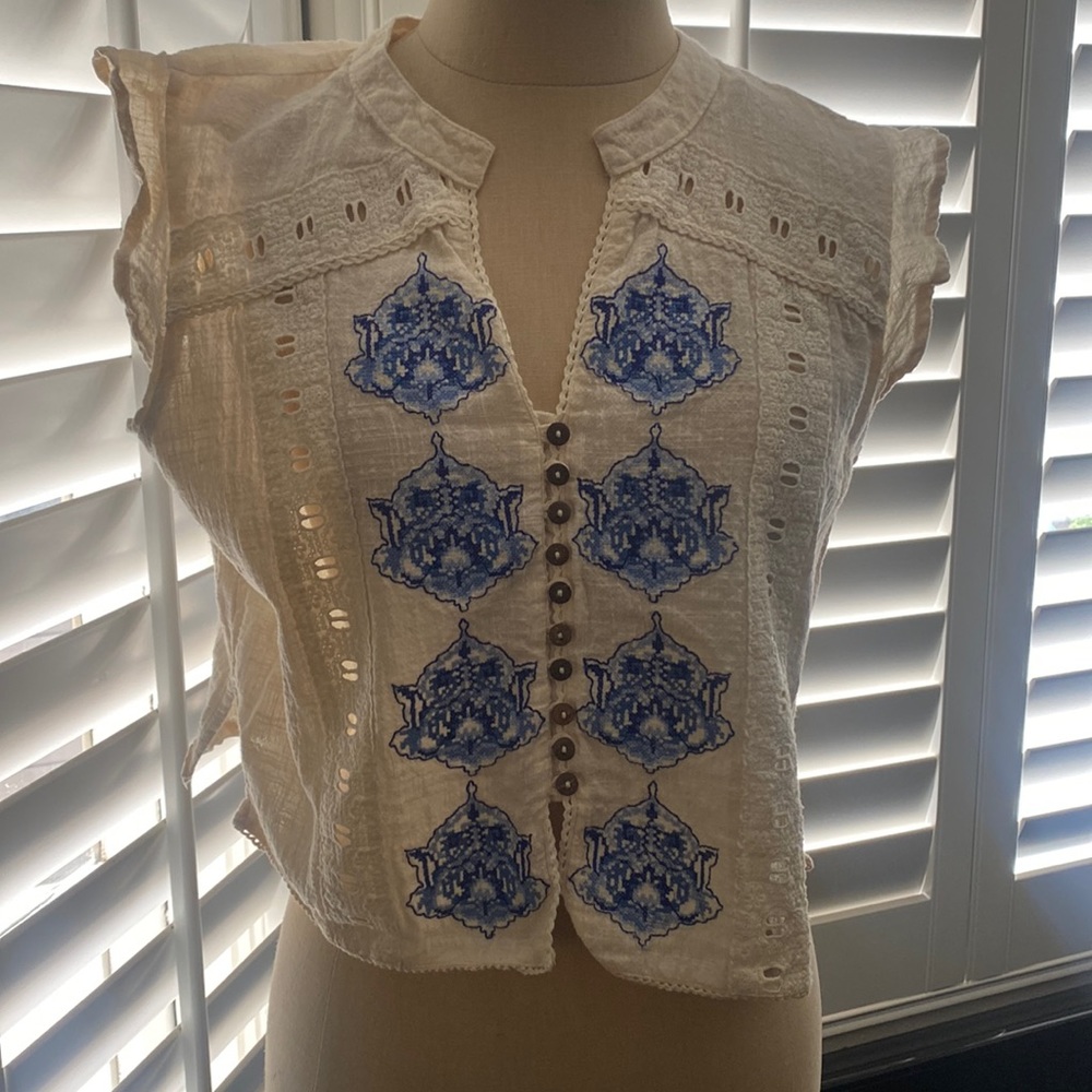 Embroidered sleeveless summer top